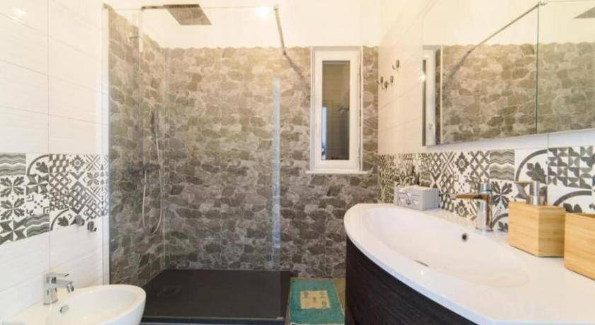 Photo of Bathroom in Casamicciola Terme