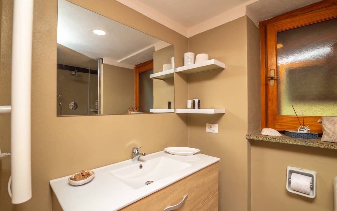 Photo of Bathroom in Portobello