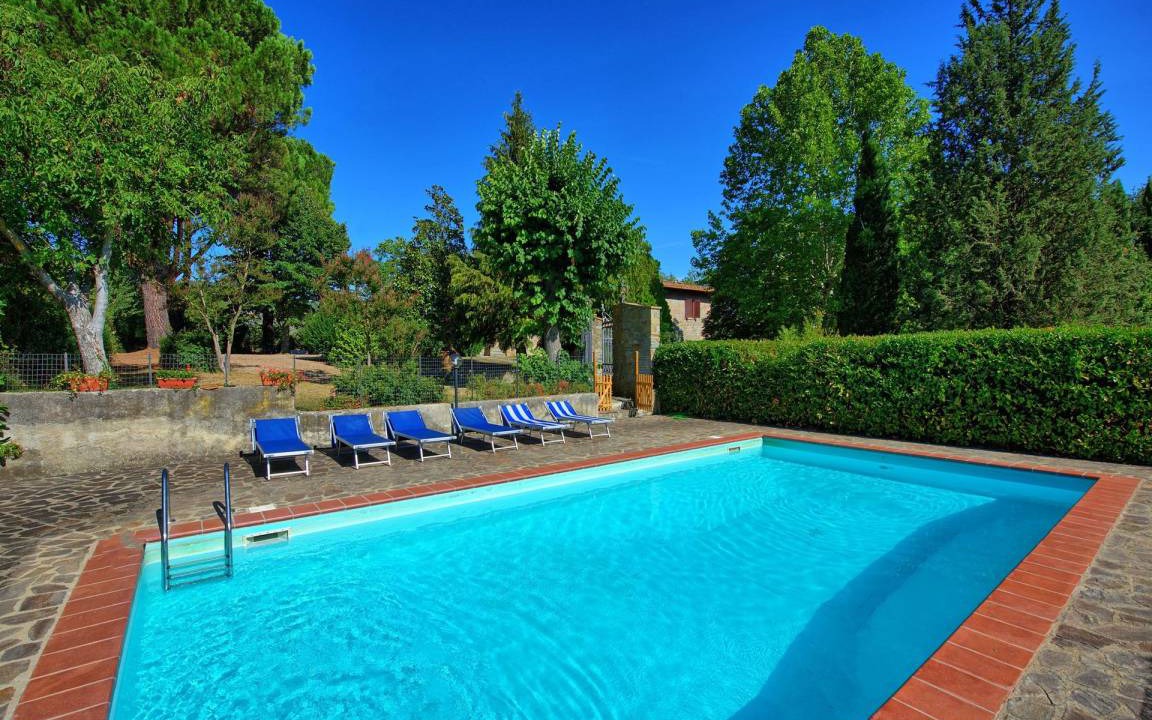 Photo of Outdoor in Ambra