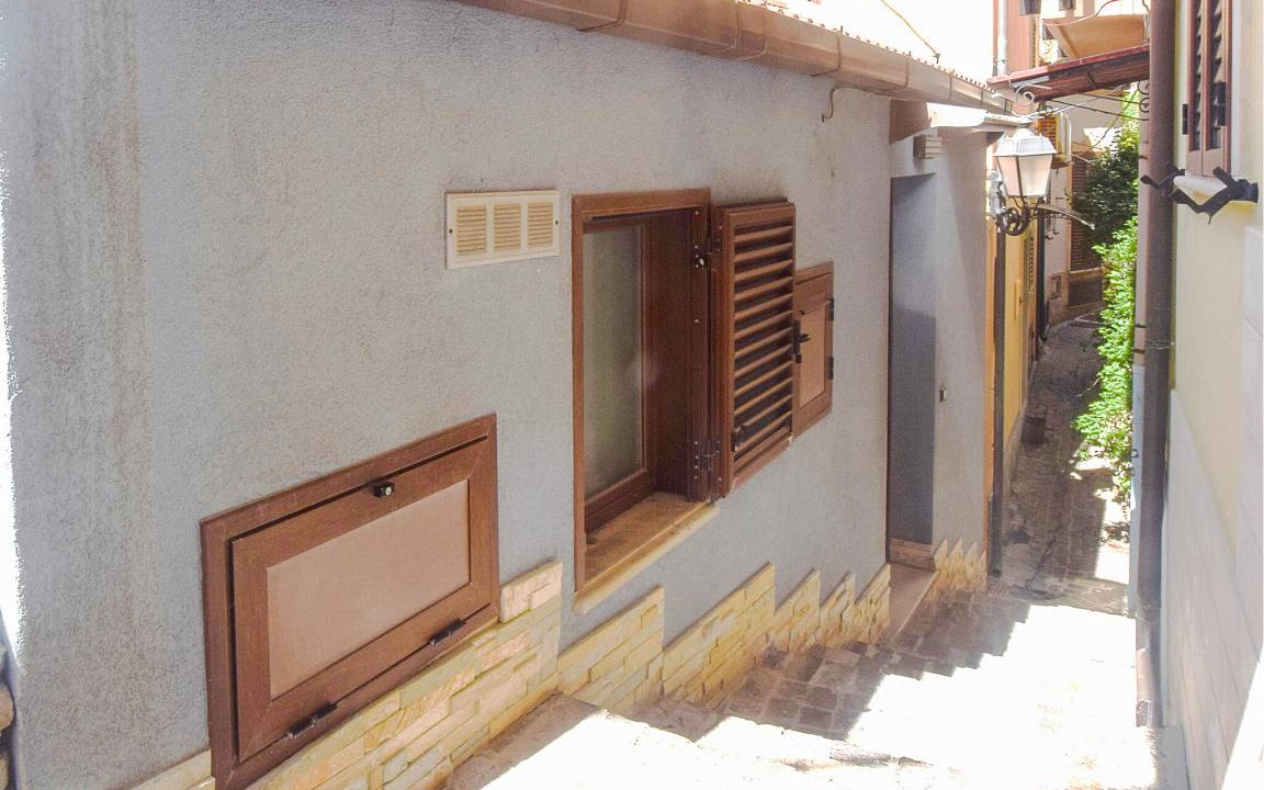 Photo of Others in Scilla