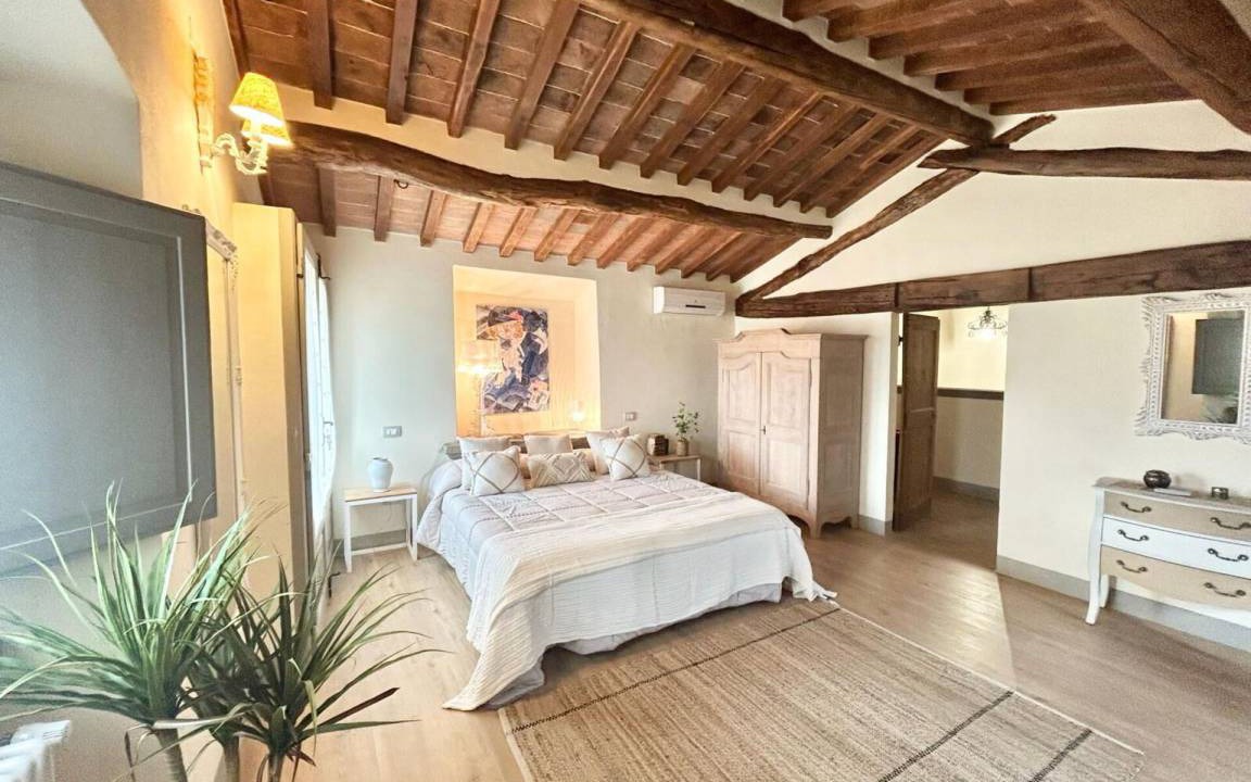 Photo of Bedroom in Camucia