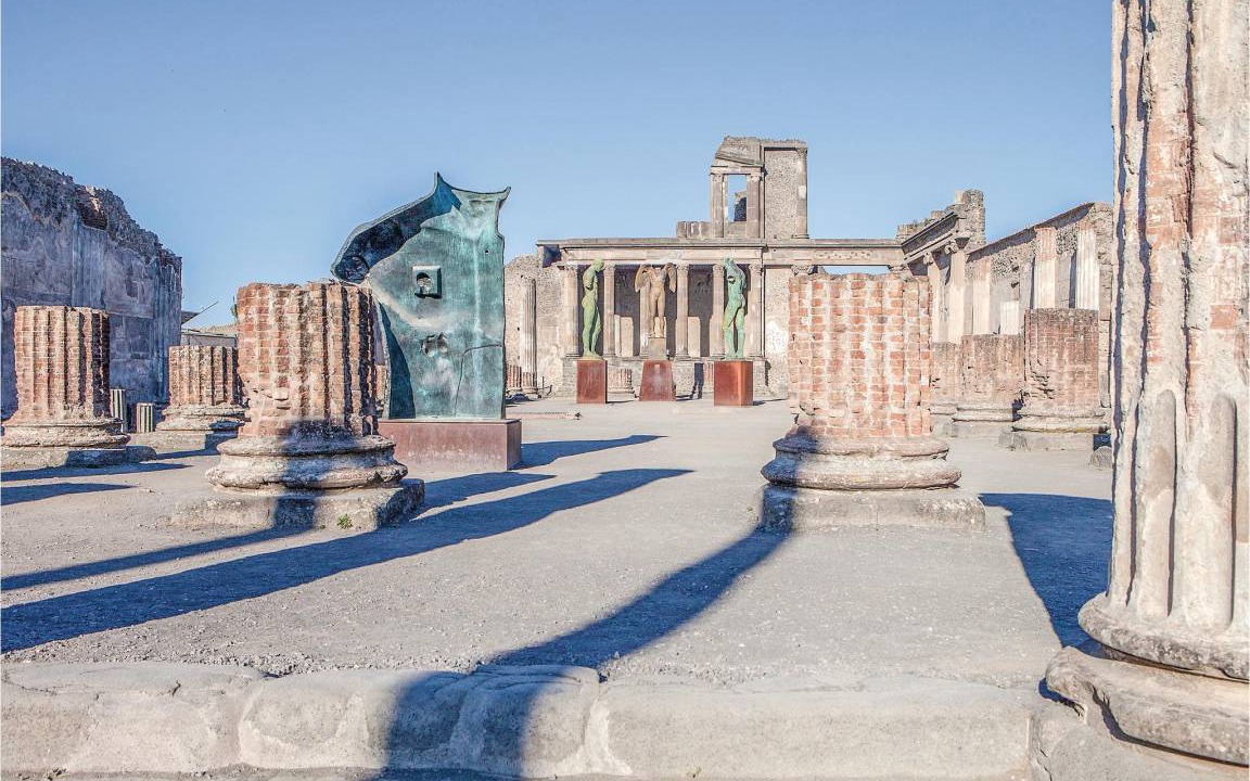 Photo of Others in Piazza Roma
