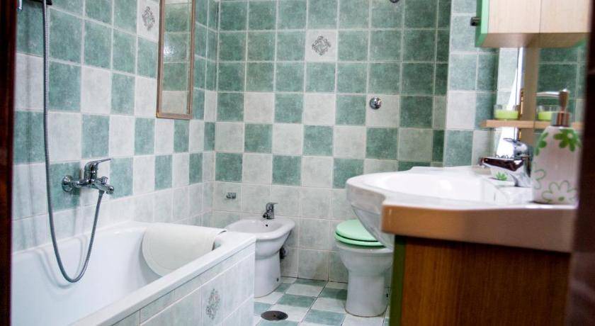 Photo of Bathroom in Capua