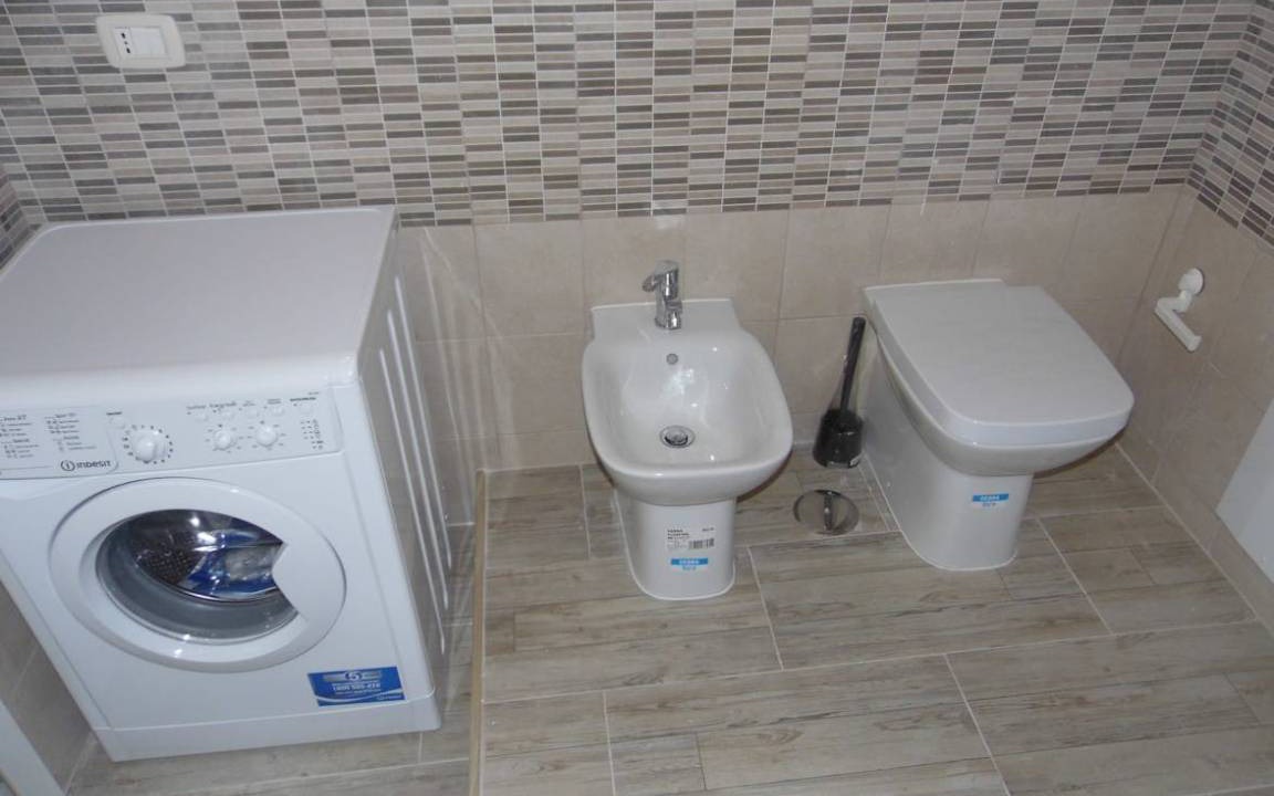 Photo of Bathroom in Naples City Centre
