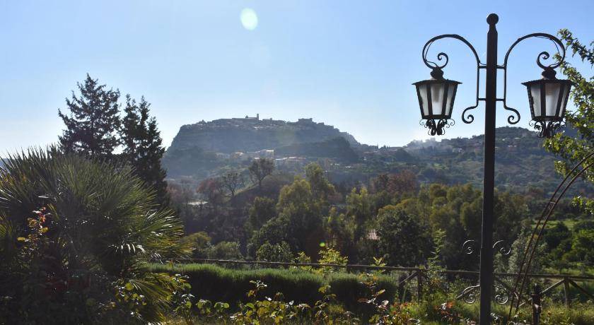 Photo of Others in Santa Severina