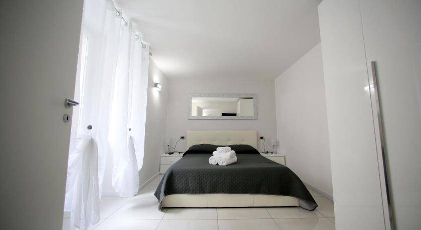 Photo of Bedroom in Secondigliano