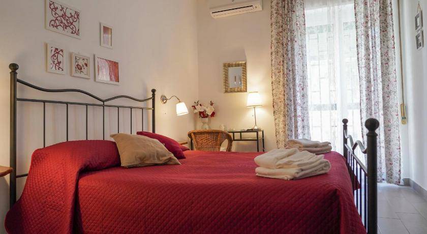 Photo of Bedroom in Fuorigrotta