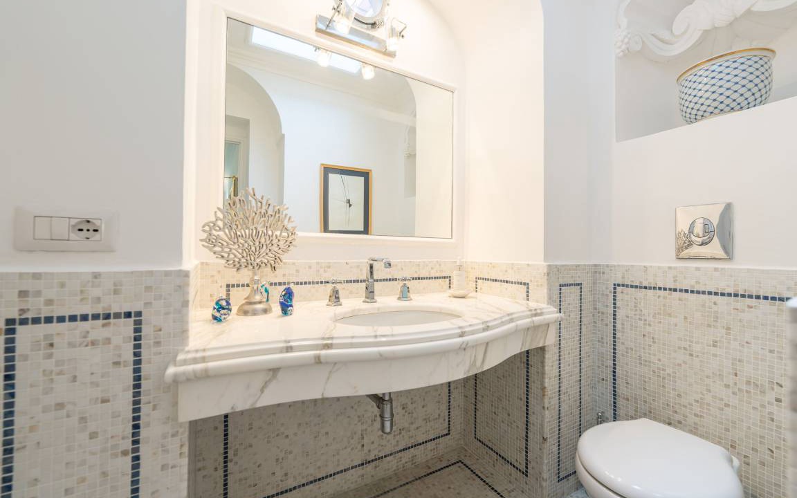 Photo of Bathroom in Capri