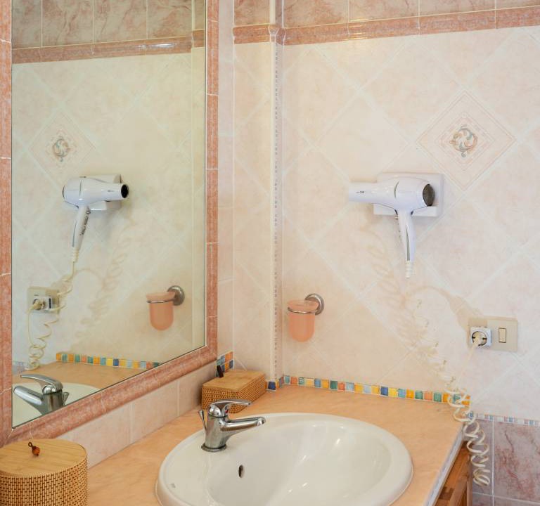 Photo of Bathroom in Sperlonga
