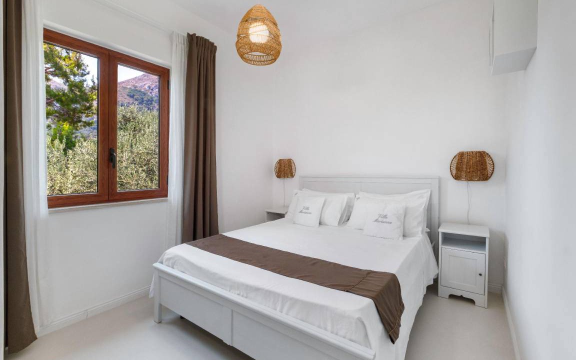 Photo of Bedroom in Sirenuse