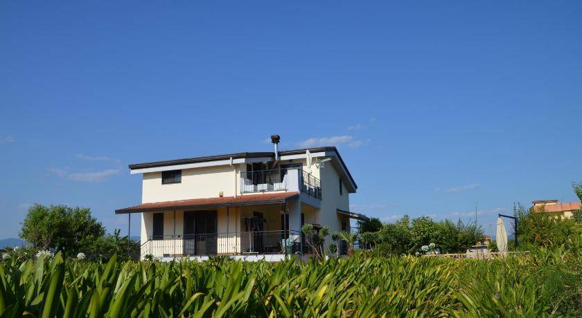 Photo of Others in Santa Maria la Carita