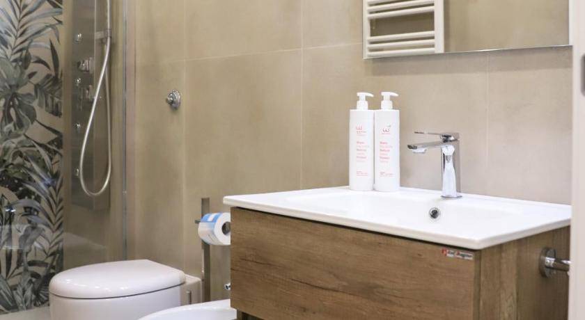 Photo of Bathroom in Mergellina