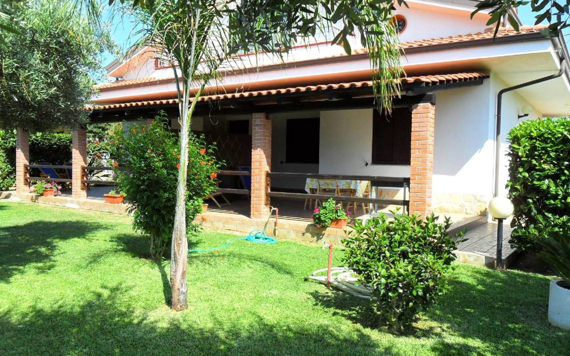 Photo of Buildings in Ricadi