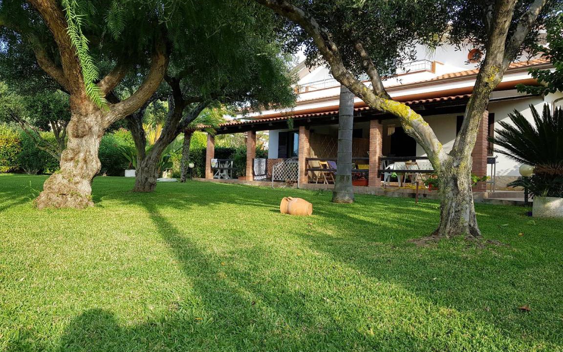 Photo of Buildings in Ricadi