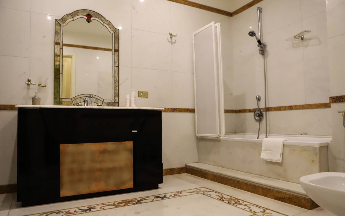 Photo of Bathroom in Montecalvario
