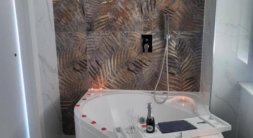 Photo of Bathroom in Secondigliano