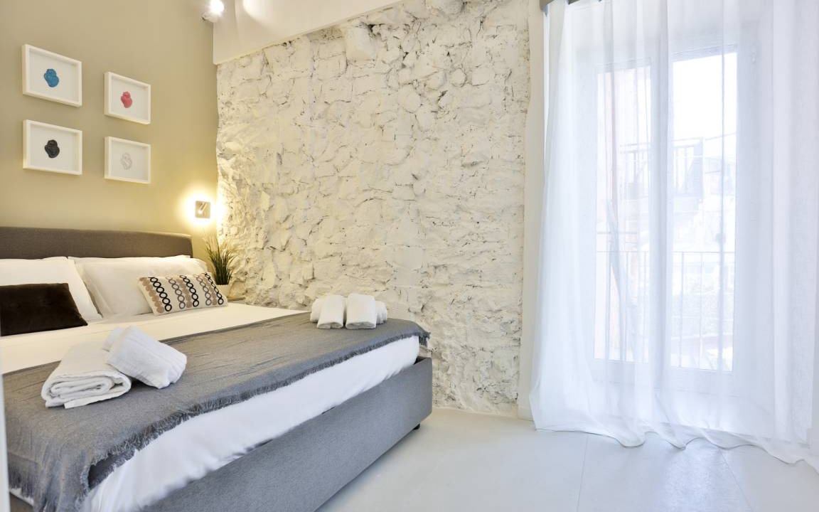 Photo of Bedroom in Naples City Centre