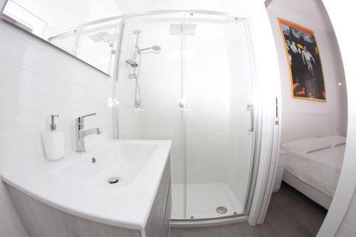 Photo of Bathroom in Capodimonte