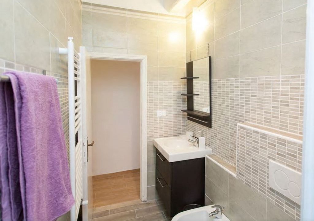 Photo of Bathroom in Old Town