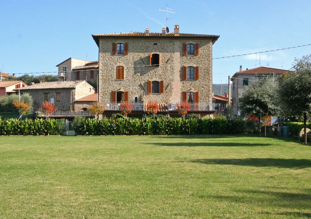 Photo of Buildings in Torricella