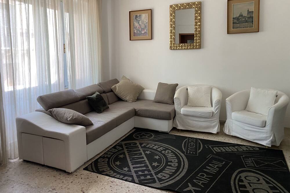 Photo of Livingroom in Palmi