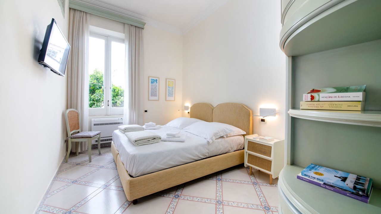 Photo of Bedroom in Ischia Porto