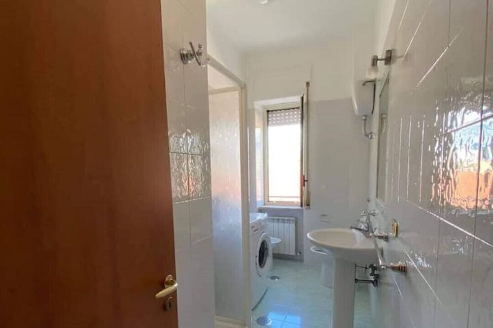 Photo of Bathroom in Cosenza