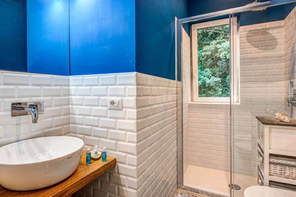 Photo of Bathroom in Priora