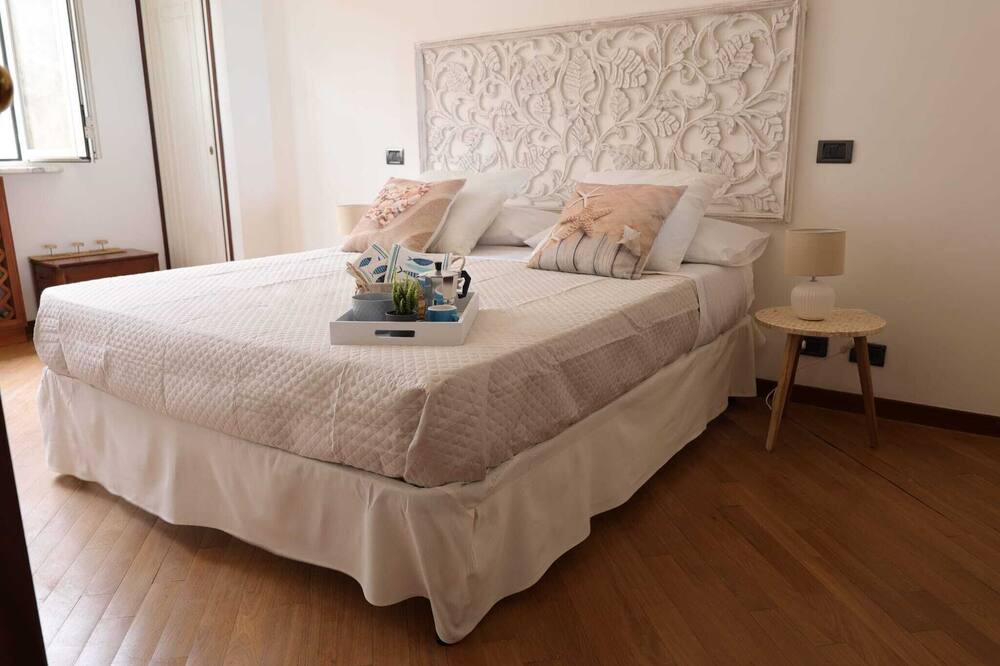 Photo of Bedroom in Pozzuoli