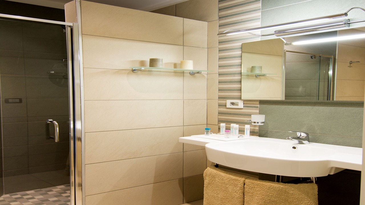 Photo of Bathroom in Volla