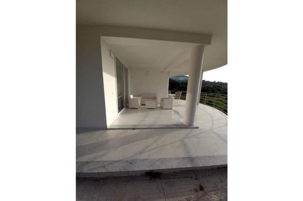 Photo of Patio Balcony in Calalunga-Pietragrande