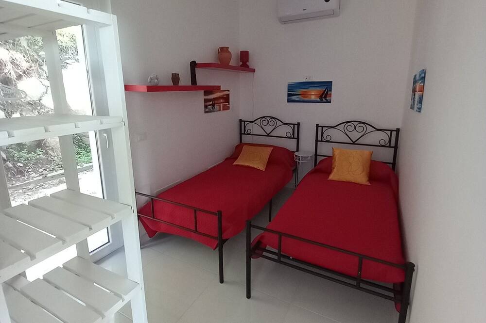 Photo of Bedroom in Calalunga-Pietragrande