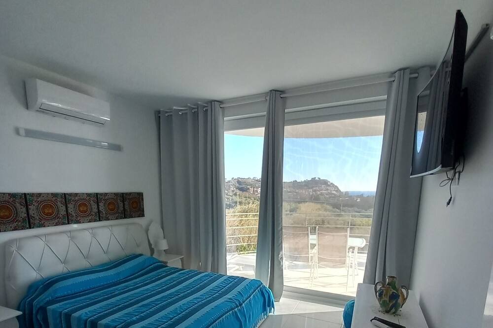 Photo of Bedroom in Calalunga-Pietragrande