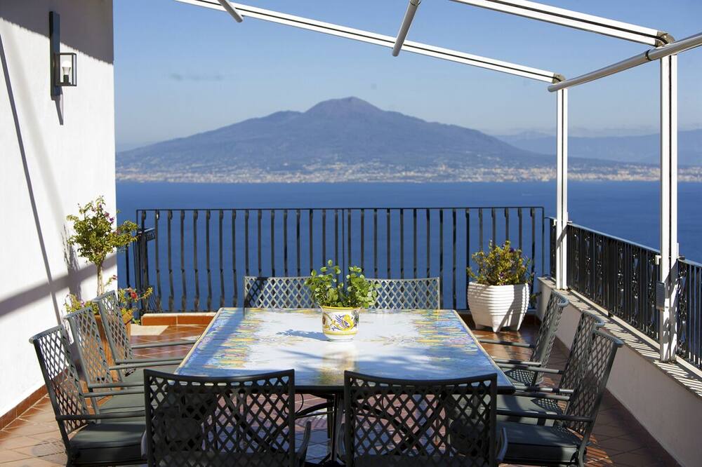 Photo of Patio Balcony in Priora