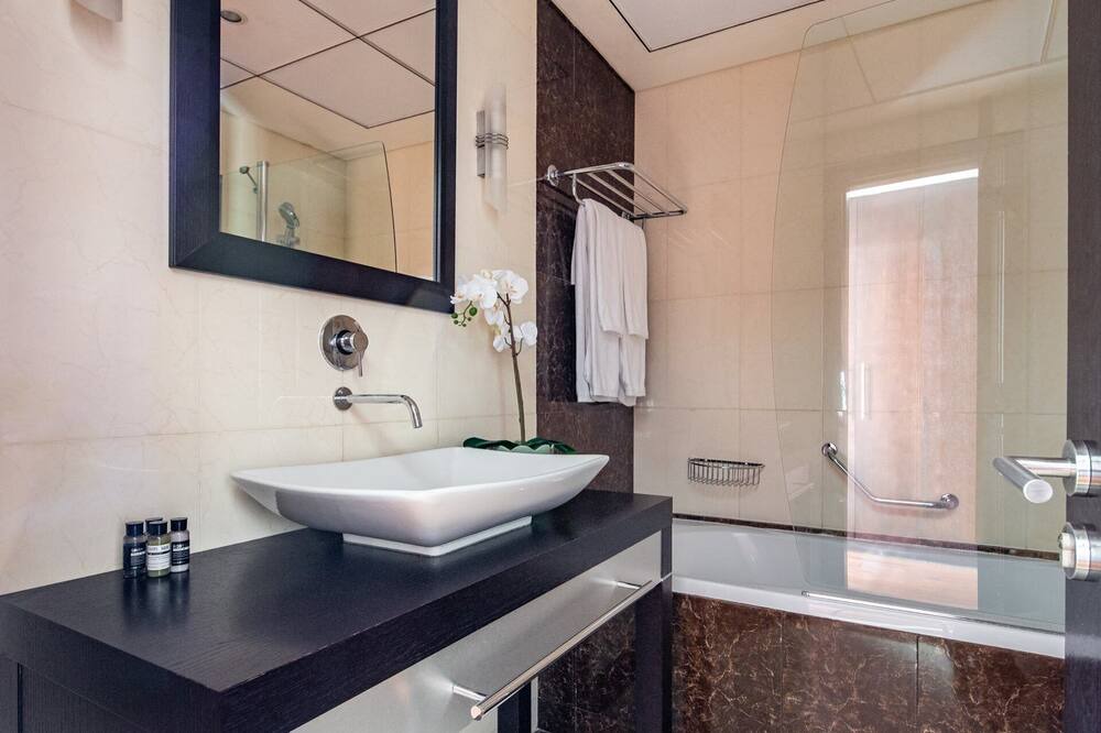 Photo of Bathroom in Jumeirah Lake Towers