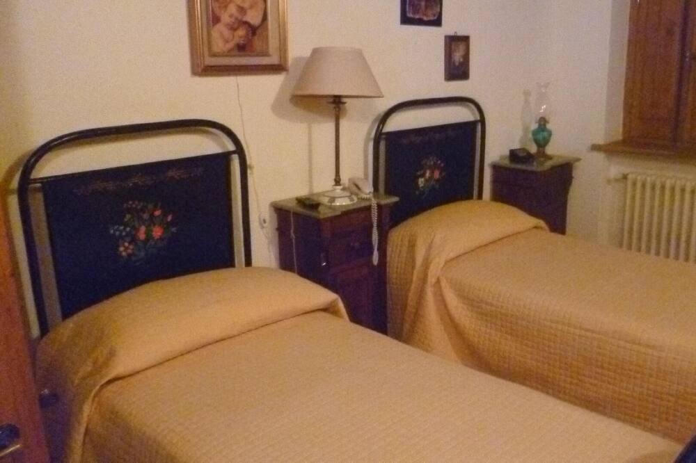 Photo of Bedroom in Alvignano