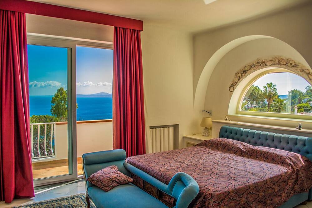 Photo of Bedroom in Casamicciola Terme
