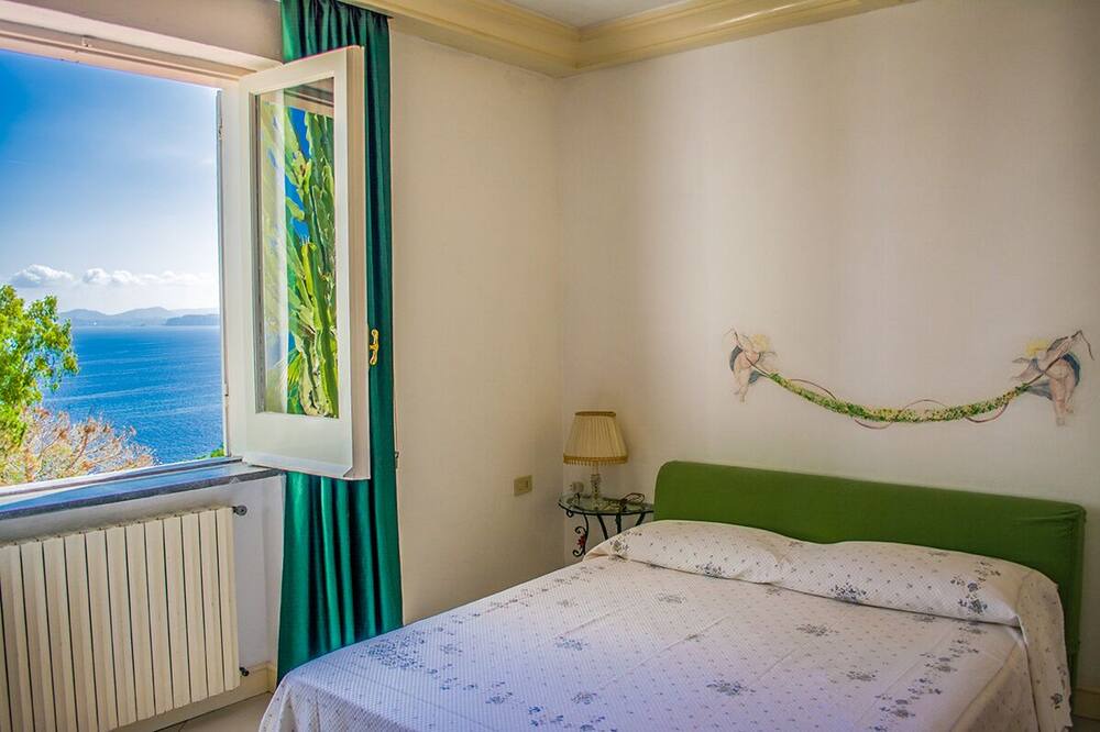 Photo of Bedroom in Casamicciola Terme