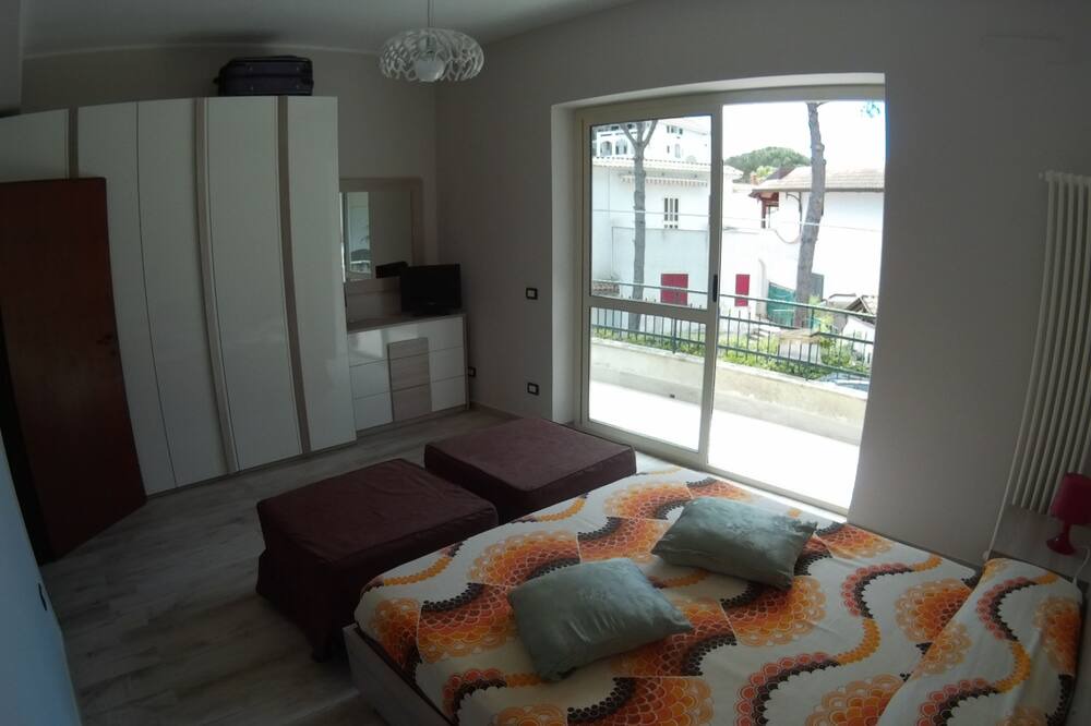 Photo of Bedroom in Baia Domizia