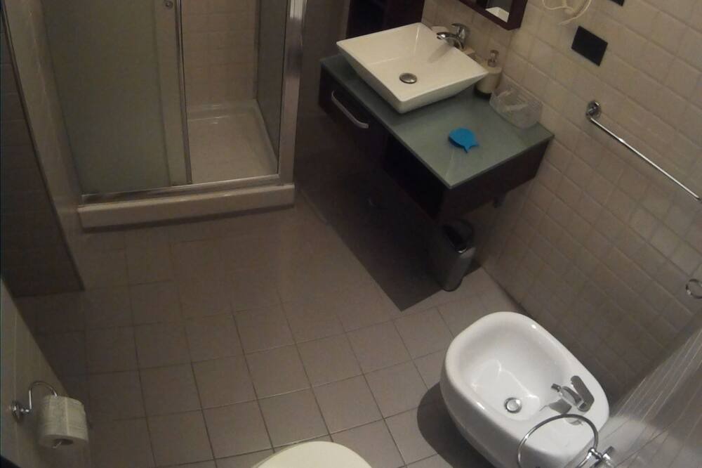 Photo of Bathroom in Vasto