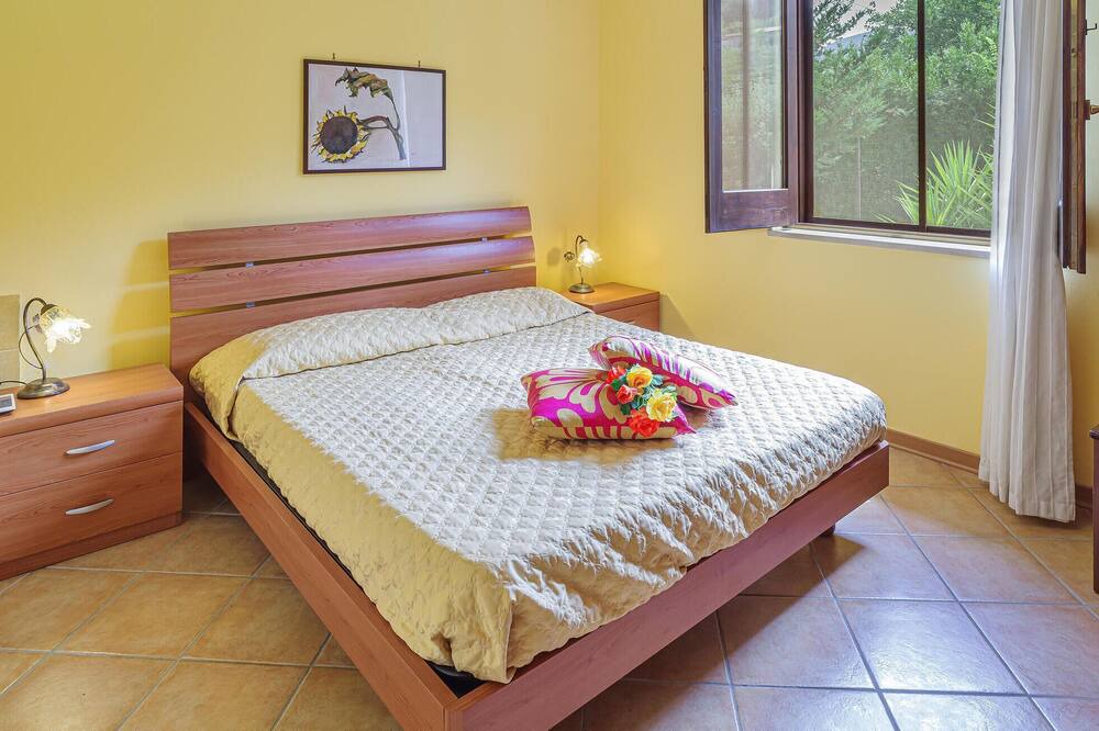 Photo of Bedroom in Montecorice