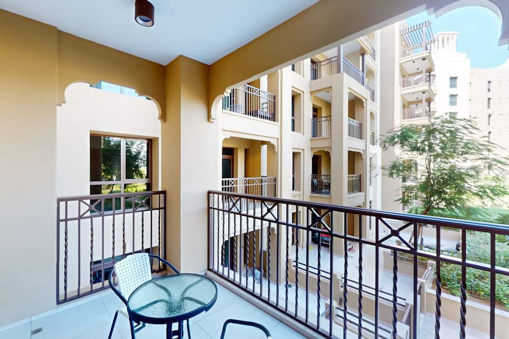 Photo of Patio Balcony in Umm Suqeim 3