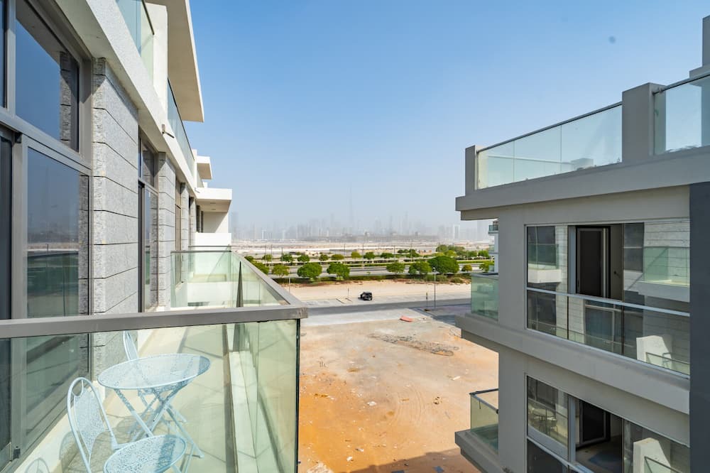 Photo of Patio Balcony in Nad Al Sheba