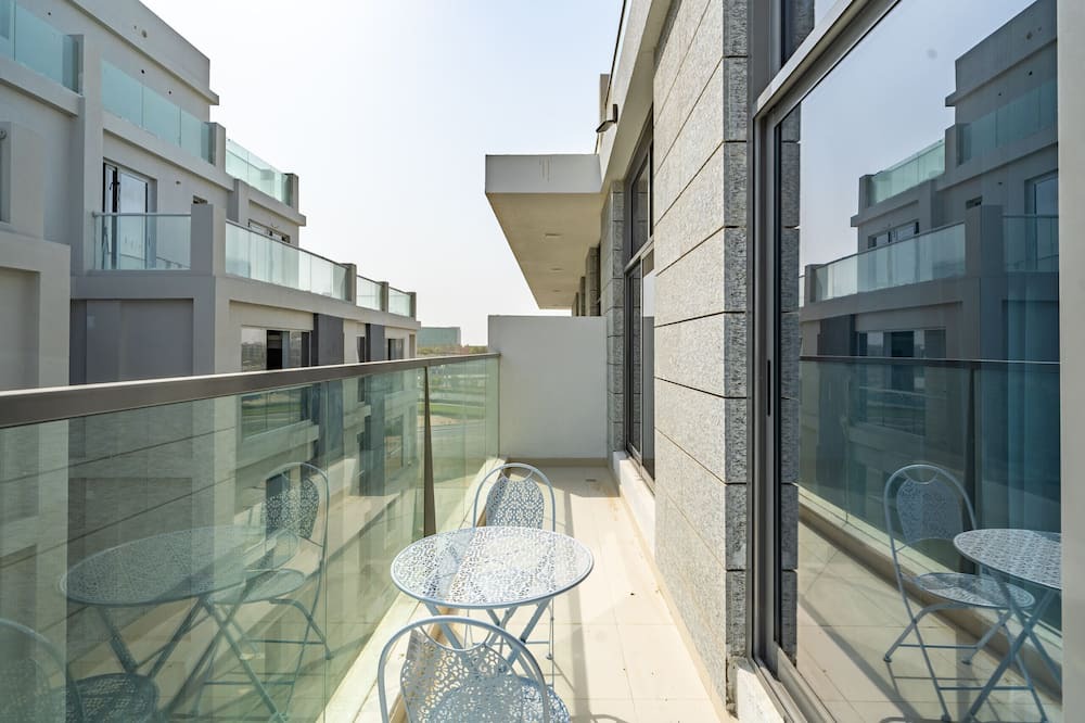 Photo of Patio Balcony in Nad Al Sheba