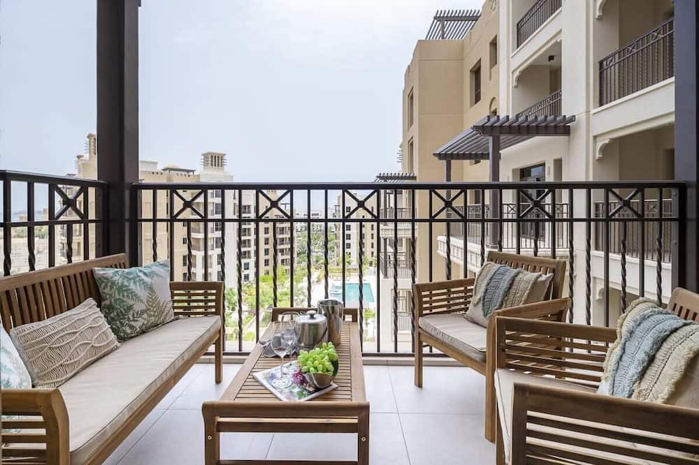 Photo of Patio Balcony in Umm Suqeim 3