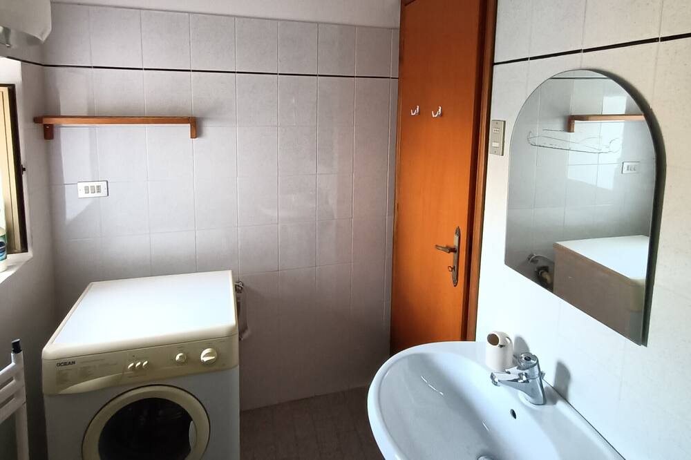 Photo of Bathroom in Santa Caterina dello Ionio