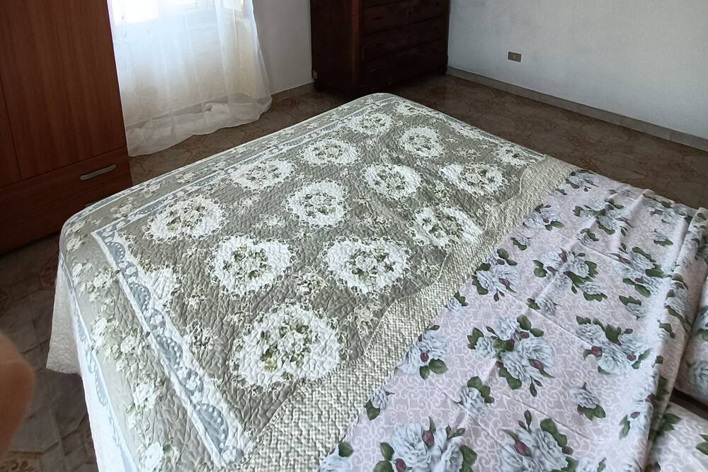 Photo of Bedroom in Santa Caterina dello Ionio