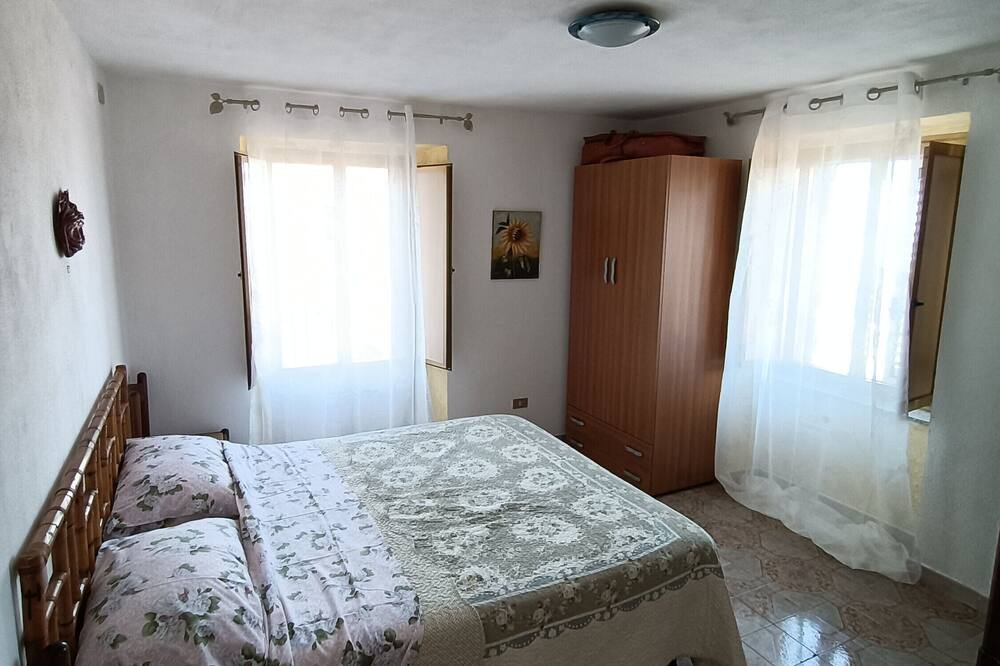 Photo of Bedroom in Santa Caterina dello Ionio