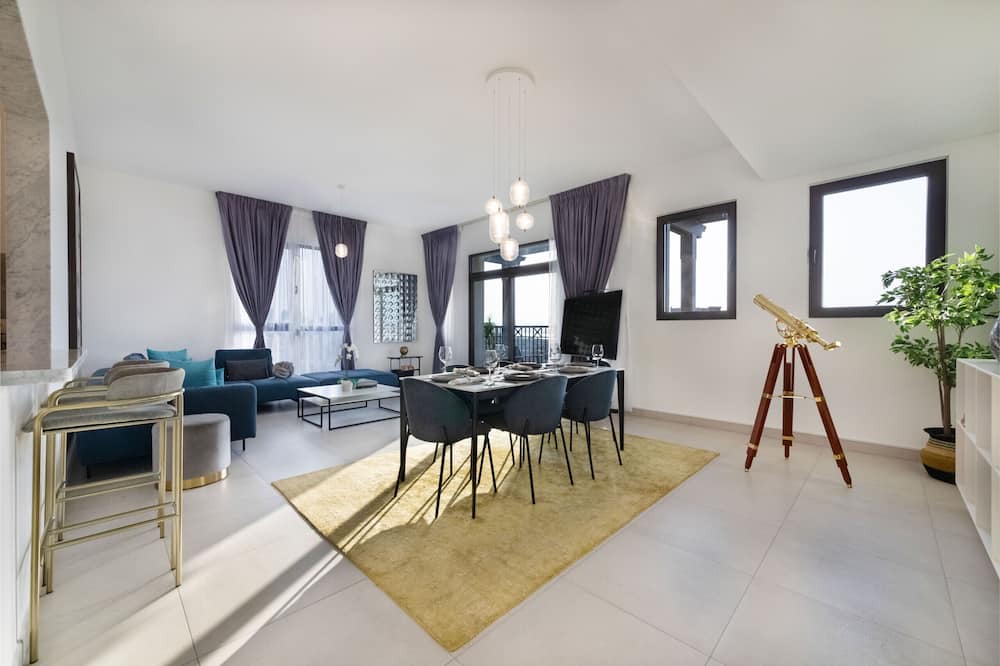 Photo of Livingroom in Umm Suqeim 3