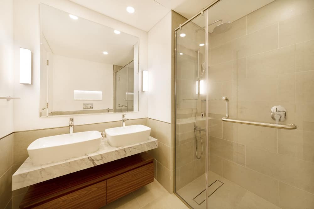 Photo of Bathroom in Umm Suqeim 3